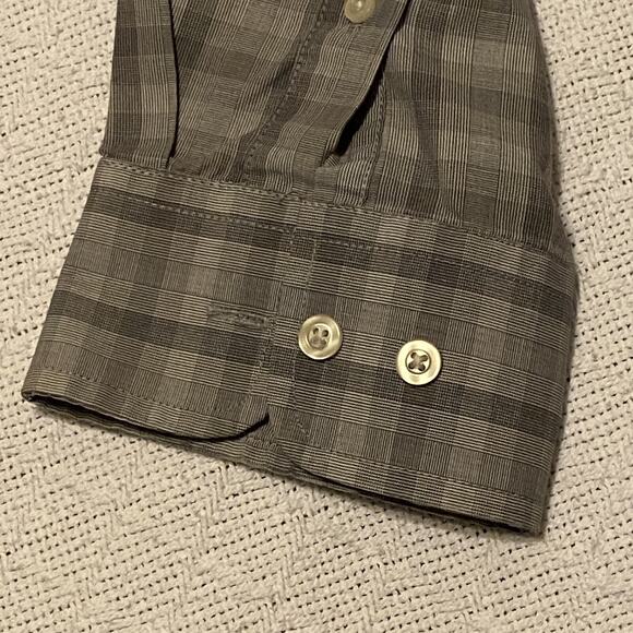 Dockers Stain Defender Gray Plaid Button Down Men’s Shirt Size XL Preppy - Picture 15 of 16